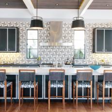 Contemporary Chef Kitchen With Accent Wall