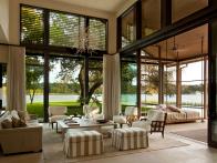 60 Ultra-Luxurious Lakefront Homes