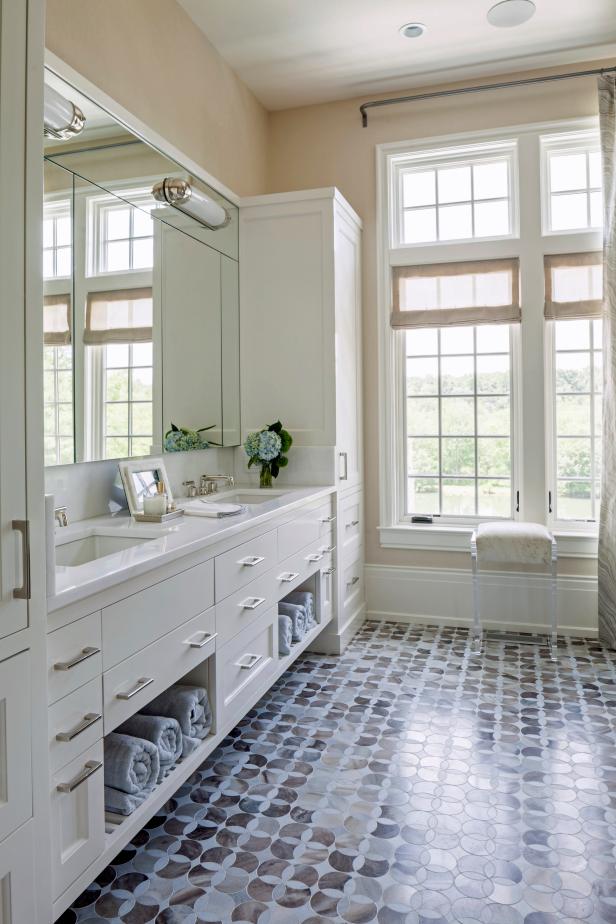 Master Bathroom Features Marble Floor With Intricate Tile ...