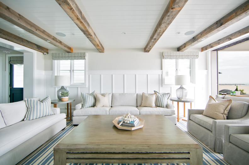 Beachy Cottage Living Room