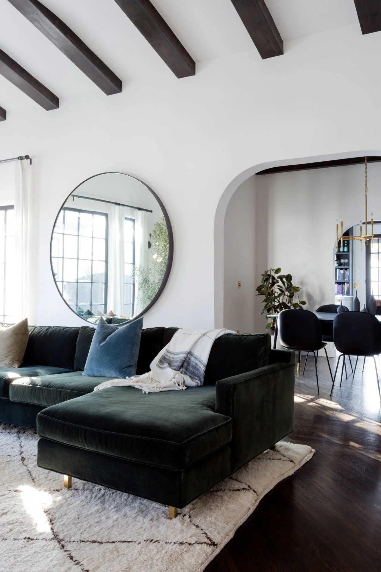 15 Ways to Use a Round Mirror in Your Home HGTV