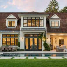 California Home Design Loves the Outdoors