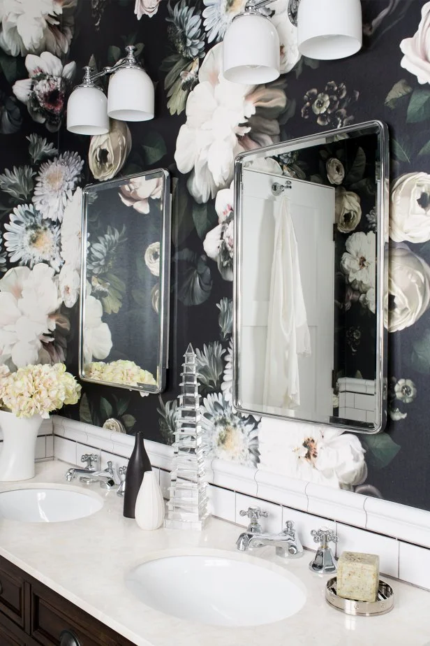 54 Ways to Use Bold Wallpaper In Your Bathroom | HGTV