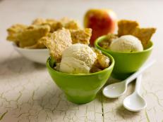 Go from simple ice cream to spectacular sundae in just a few steps. Transform plain vanilla with apple pie filling and top with crispy cheddar pie crust shards for a delightful dessert.