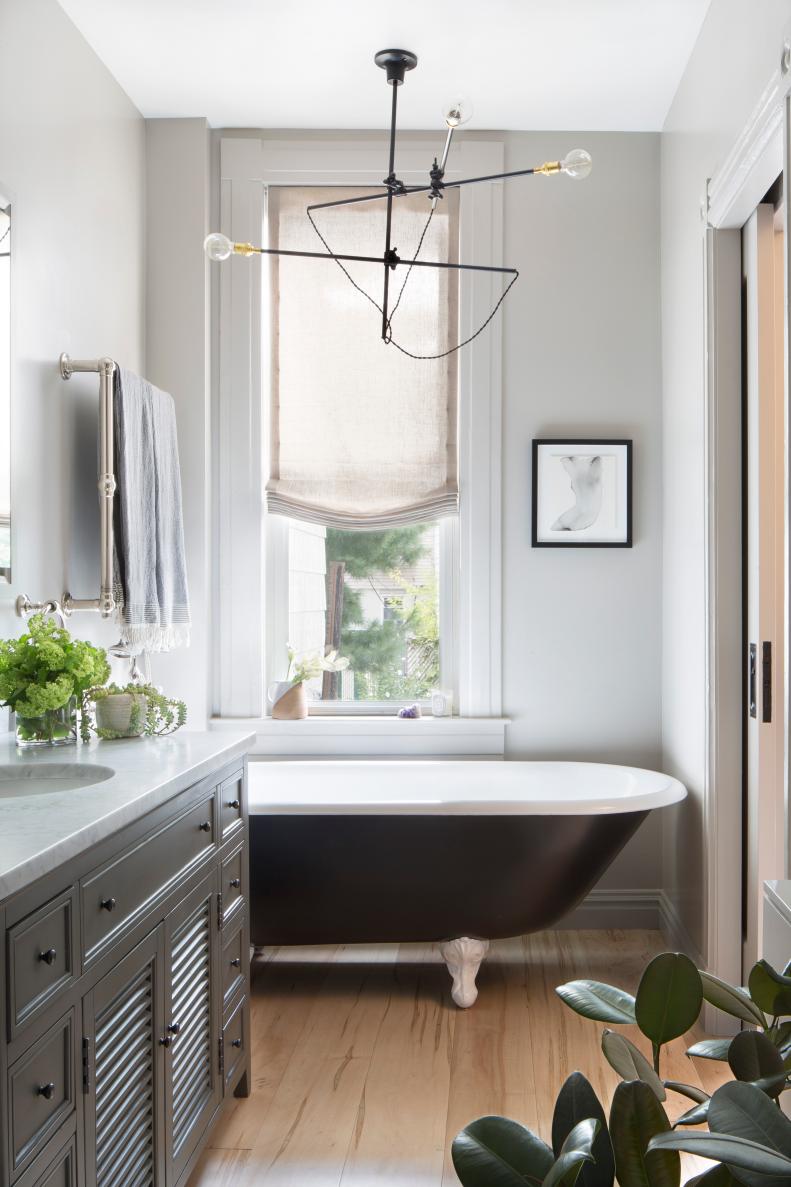 Bathroom With Black Tub