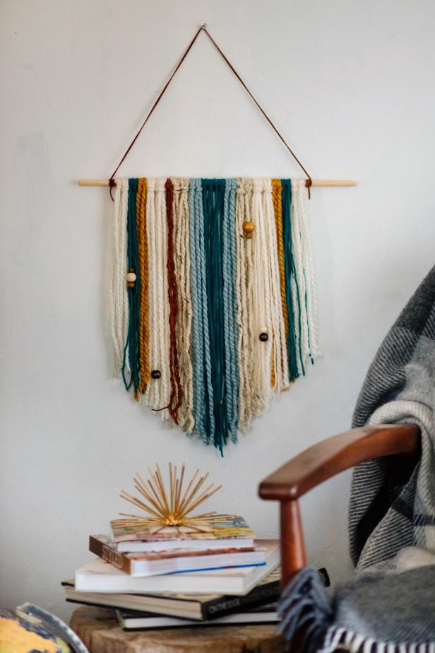 How to Make an Easy DIY Yarn Wall Hanging | HGTV