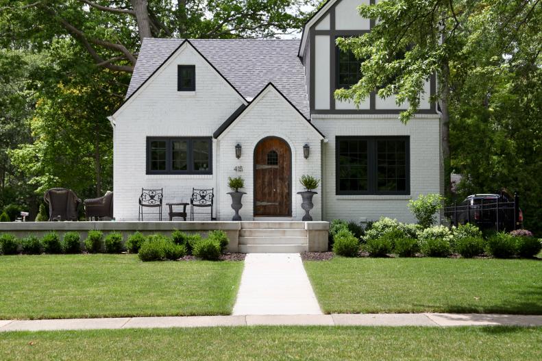 English Cottage Home and Front Yard