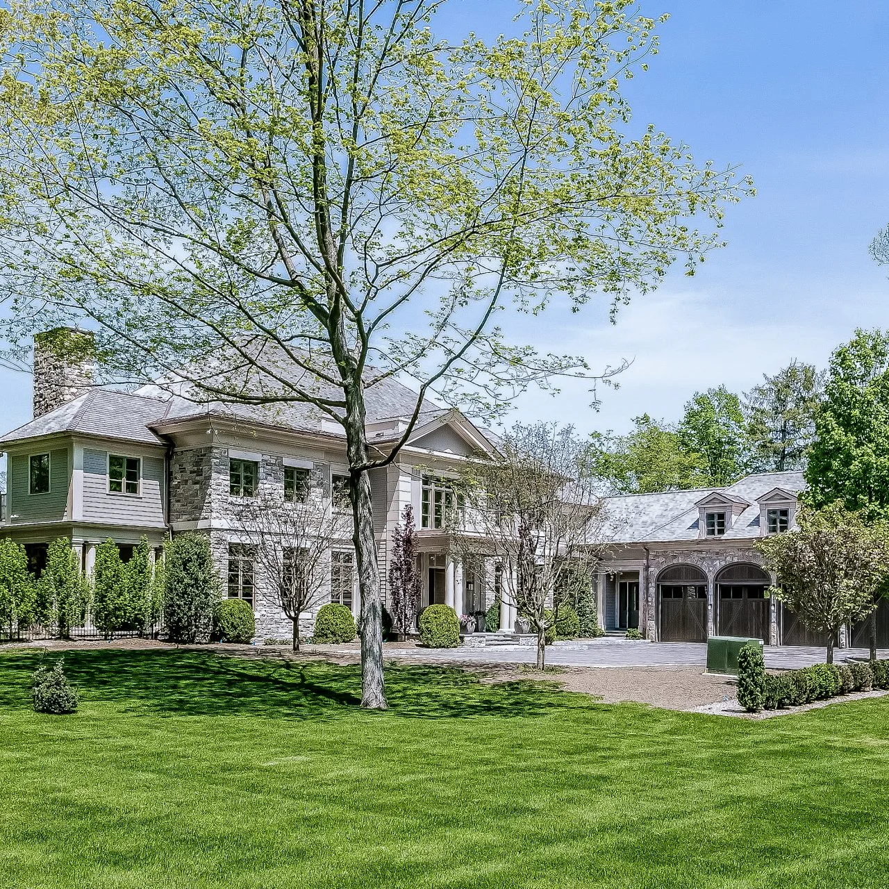 Neo-Georgian Estate With Grand Foyer | HGTV