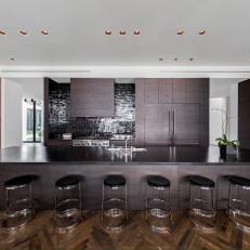 Contemporary Family-Friendly Kitchen