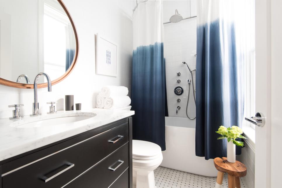 Featured image of post Light Blue Bathroom Curtains - 13 blue bathroom ideas for a serene and stylish space.