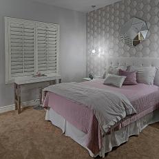 Gray Bedroom With Honeycomb Wallpaper
