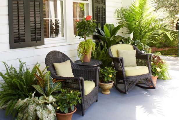 Your Porch With Ferns And Flowers, How To Decorate A Small Patio With Plants