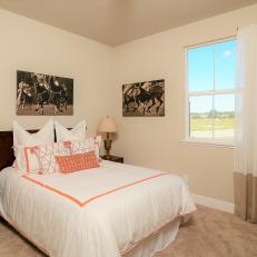 Country-Style Equestrian-Themed Guest Room