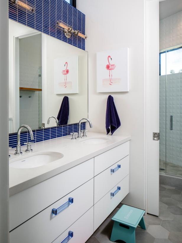 Boy S Bathroom Decorating Pictures Ideas Tips From Hgtv Hgtv