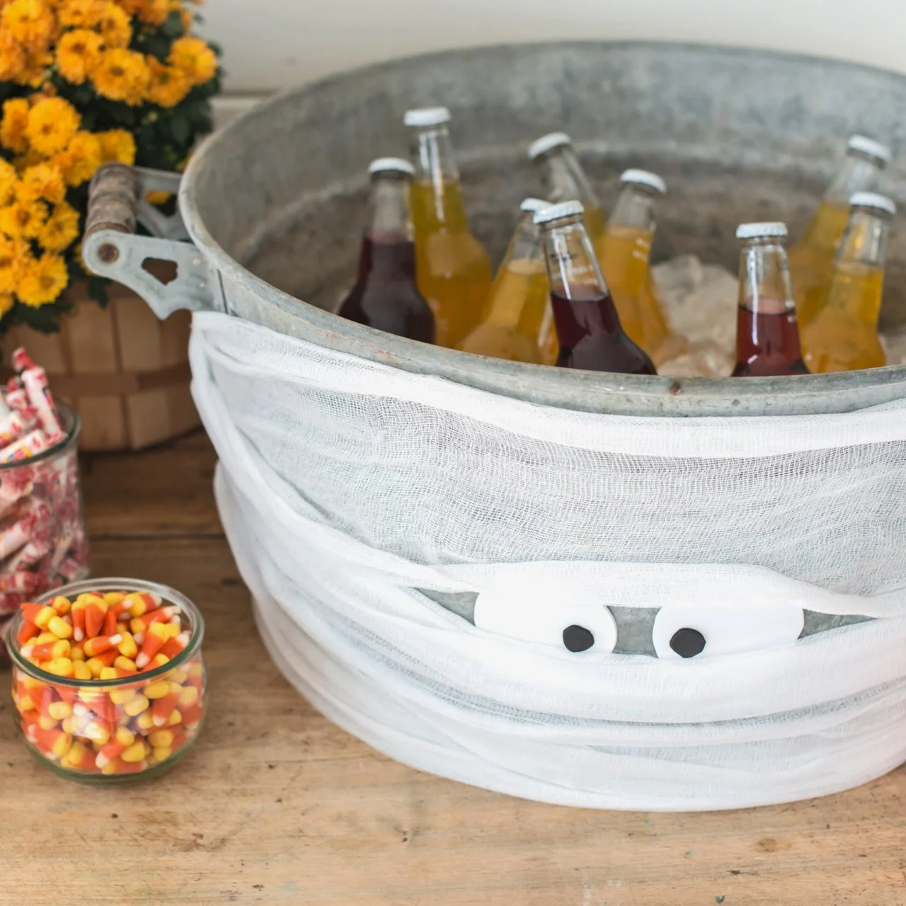 Halloween Entertaining: Make a Mummy Beverage Tub | HGTV