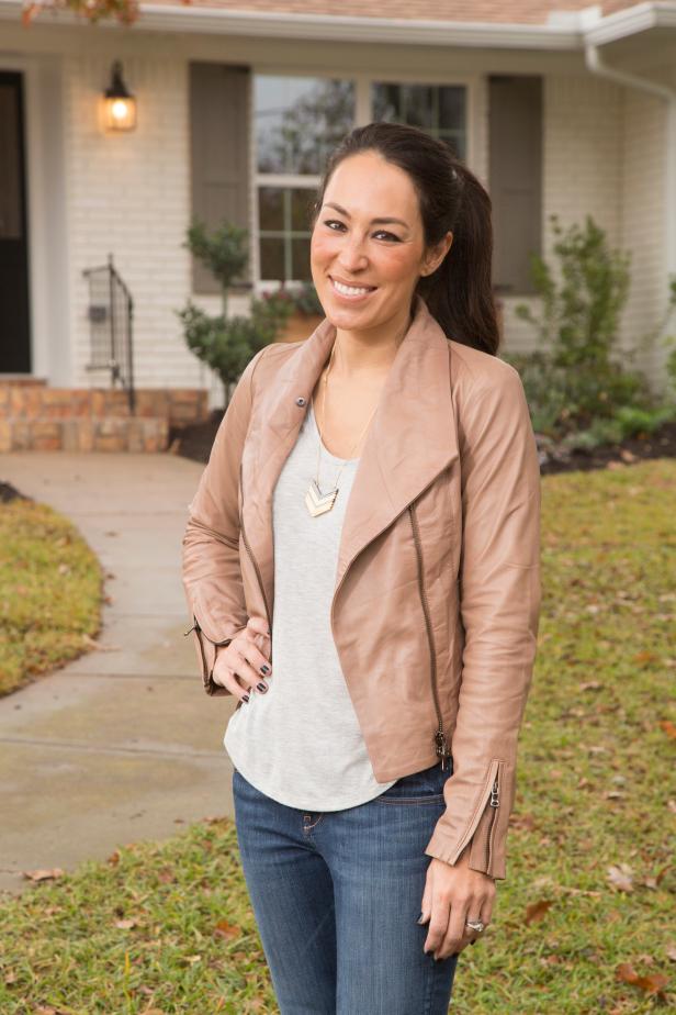 Portrait of Fixer Upper host Joanna Gaines in front of the Gully home, as seen on Fixer Upper. (portrait)