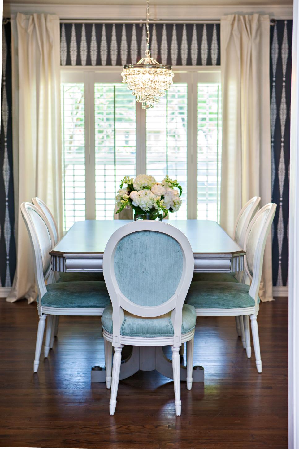 Traditional Dining Room With Graphic Wallpaper | HGTV Traditional Dining Room With Graphic Wallpaper | HGTV