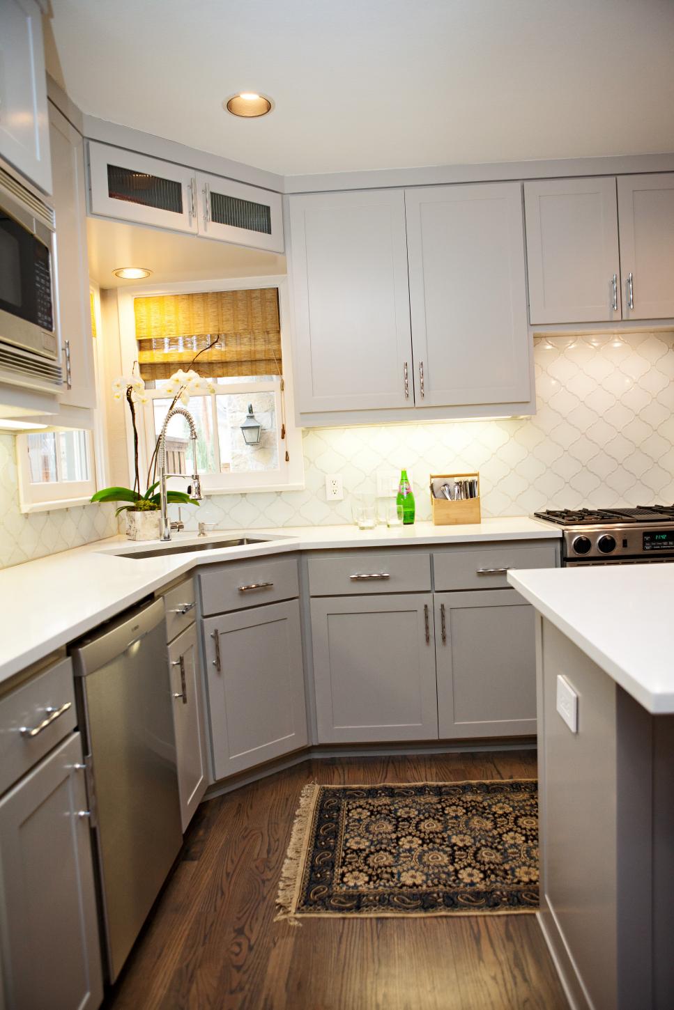 Corner Sink Saves Space in Neutral, Midcentury Modern Kitchen | HGTV