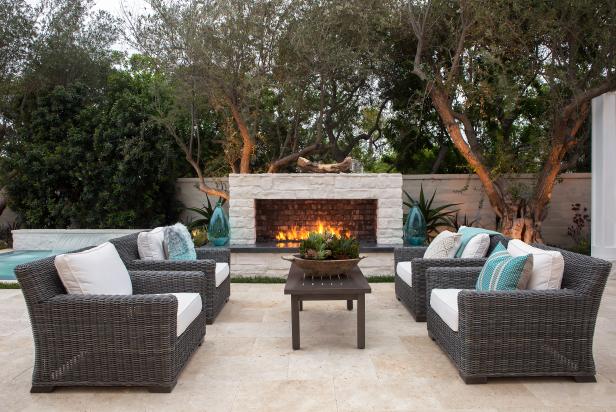 Outdoor Sitting Area Shines With Symmetry | HGTV