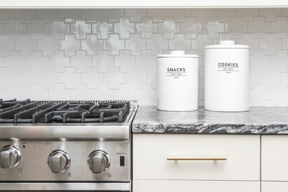 Kitchen Backsplash With Cross-Shaped Tiles