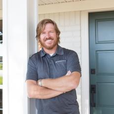 Chip Gaines on Lee's Front Porch 
