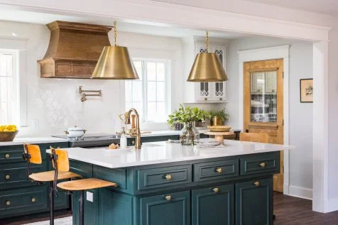 Stationary kitchen island with seating 2025