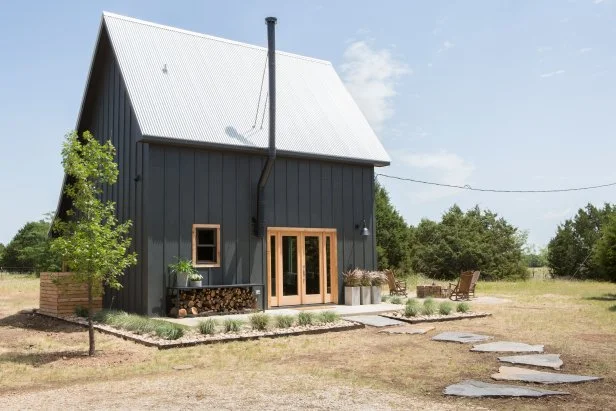 Fixer Upper: Behind the Design - The Holmes Home | HGTV