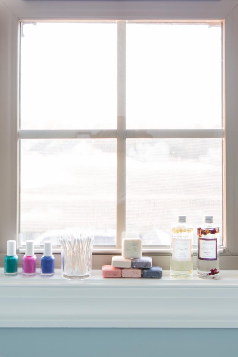 So many of today’s beauty products are gorgeously packaged, so why not put them on display? Even the smallest sill is just right for showcasing polishes, face creams and go-to bathroom staples!