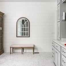 Country Master Bathroom With Arched Window
