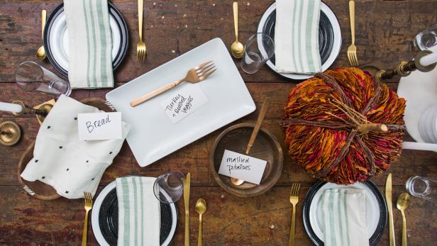10 Tips That Will Make Thanksgiving a Breeze This Year