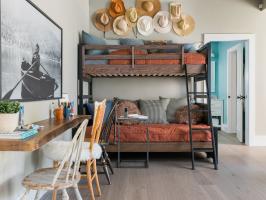 Perfect for Guests: See the Bunk Room