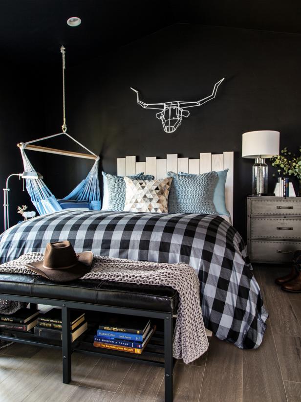 Black and White Modern Western Bed Chamber