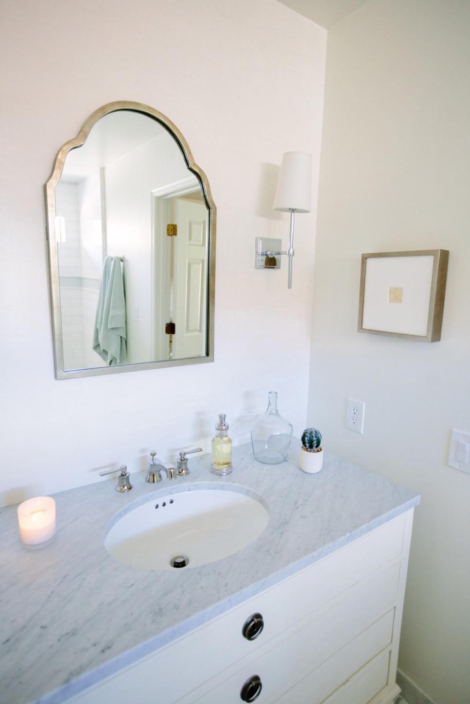 White Bathroom Vanity With Candle | HGTV