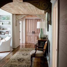 Country-Style Entryway Flows Into Great Room
