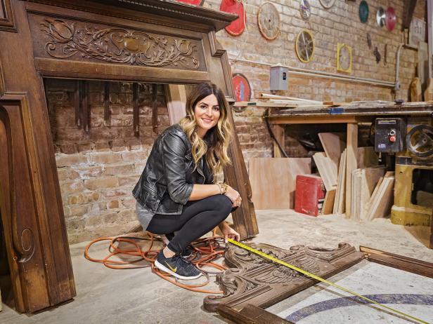 Alison Victoria Takes On High Stakes Renovations In Hgtvs New Series Windy City Rehab Windy 4153