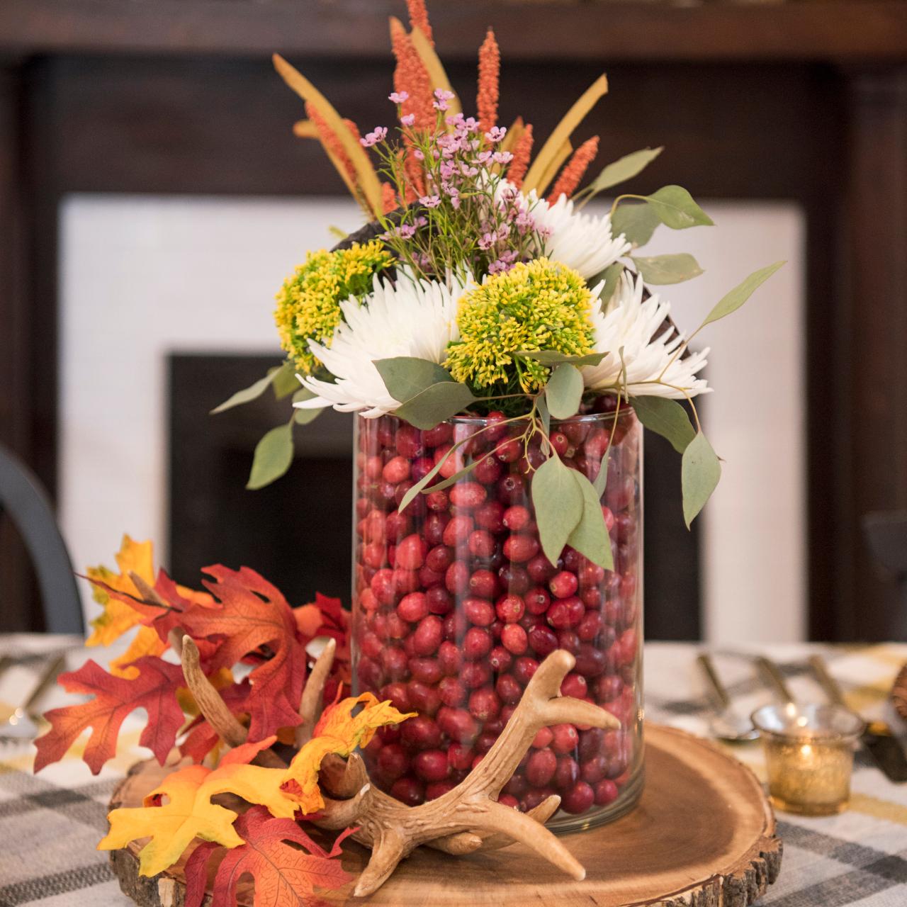 70 Easy DIY Centerpieces for Thanksgiving | Our Favorite Fall