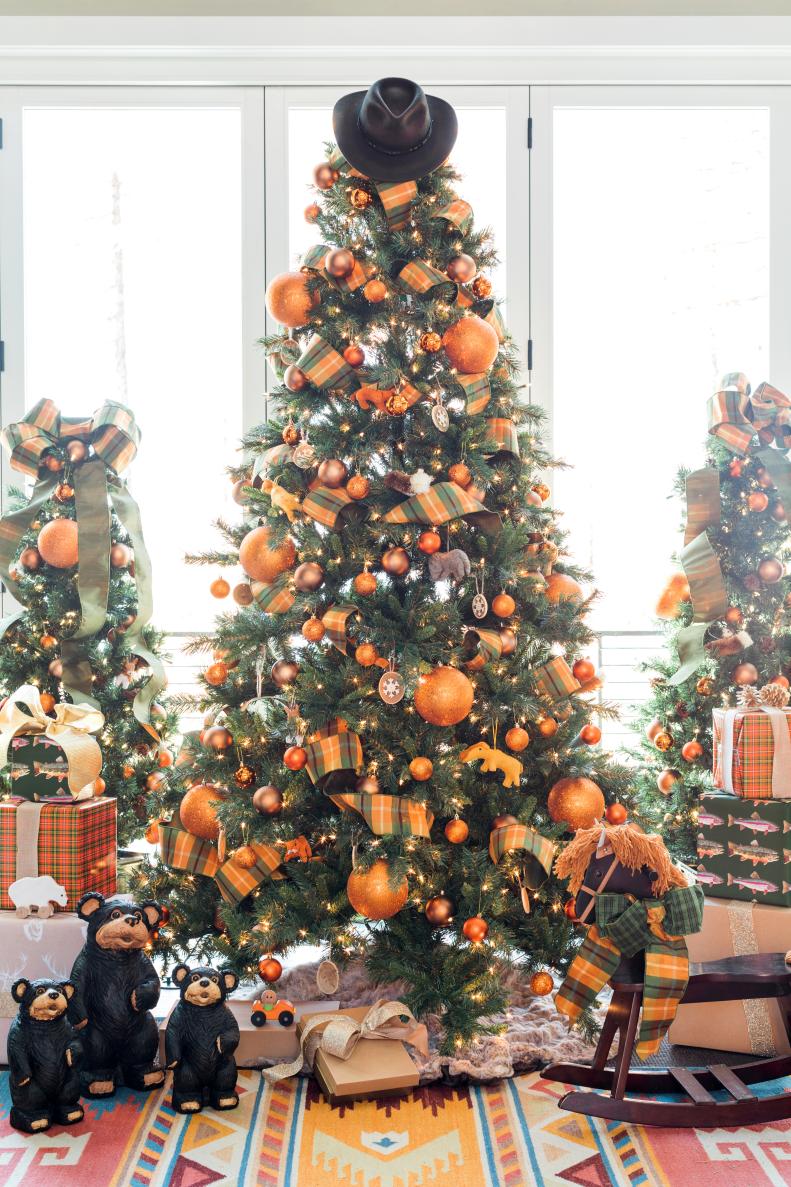 Christmas Tree With Orange Ornaments