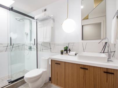 Before and After: 30 Incredible Small Bathroom Makeovers