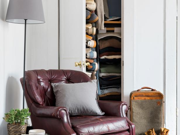 Https Www Hgtv Design Decorating 101 Cozy Reading Https Www Hgtv Design Decorating