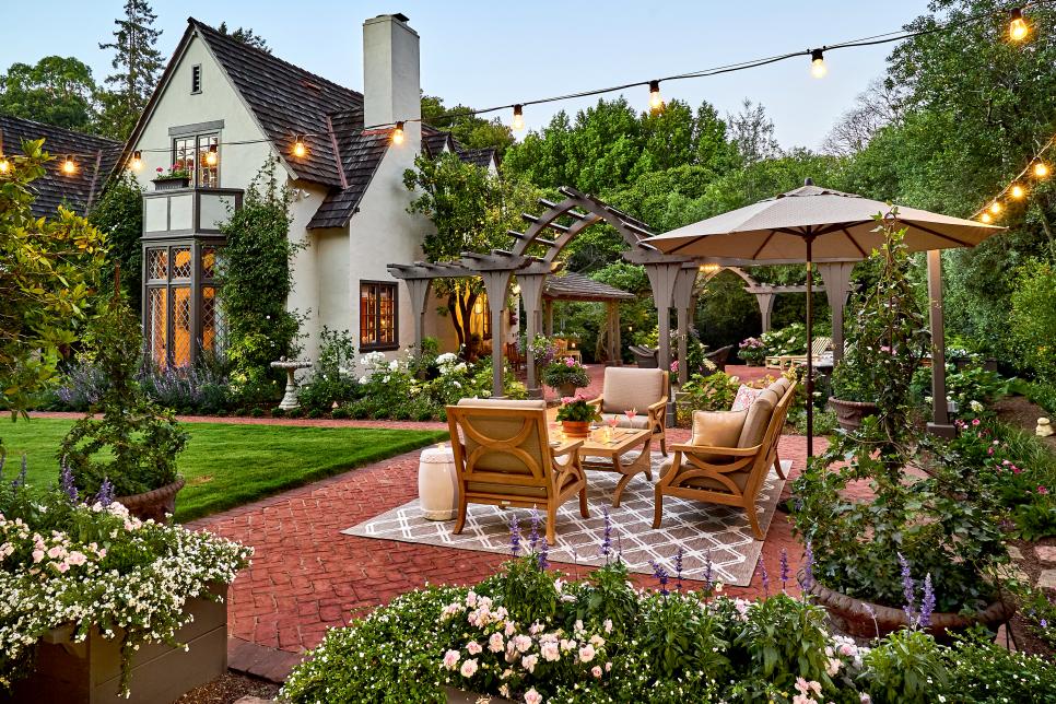 outdoor landscape designs