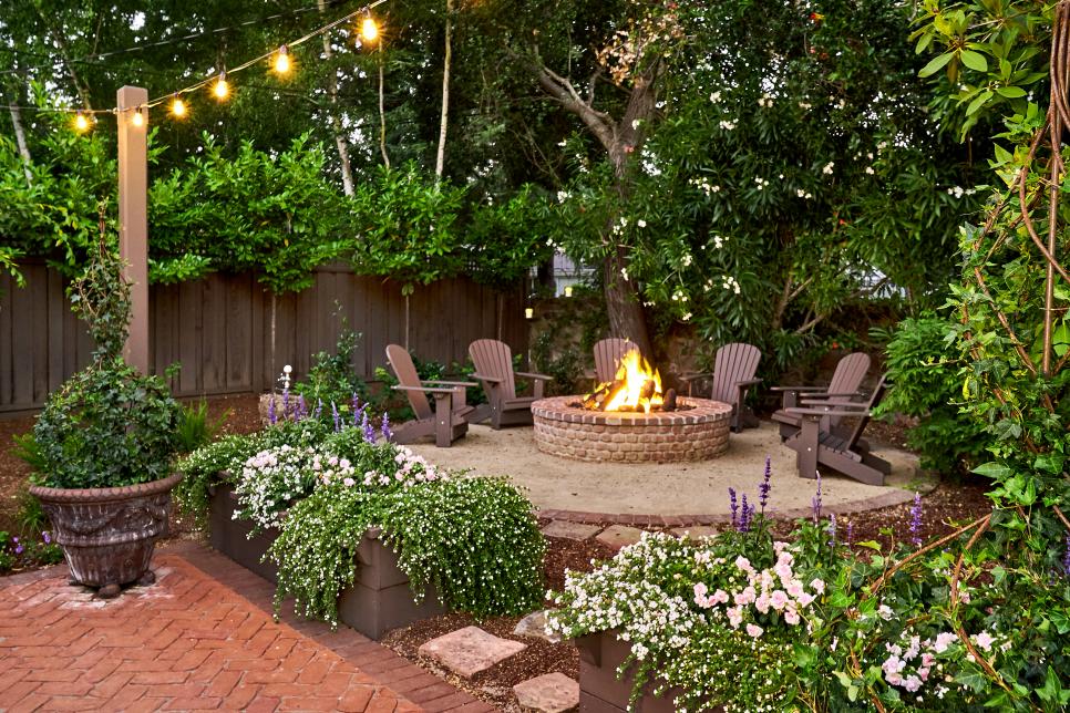 50 Backyard Landscaping Ideas | Landscaping Tips and Inspiration for Front  and Backyards | HGTV
