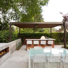Outdoor Kitchen Meets Dining Area