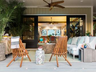 Screened Porch Sitting Area