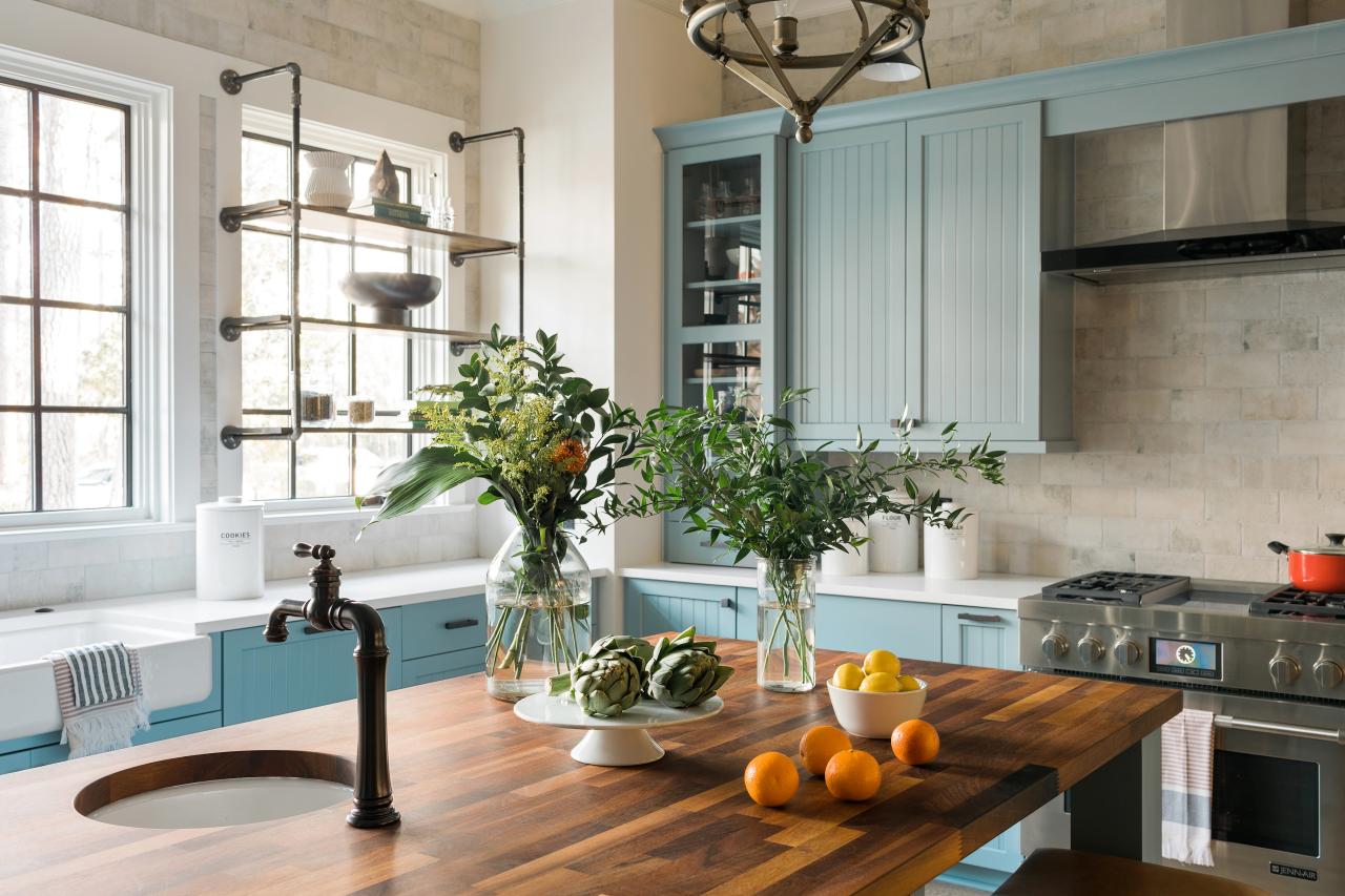 50 Farmhouse Kitchens, How to Bring Farmhouse Style into Your Kitchen