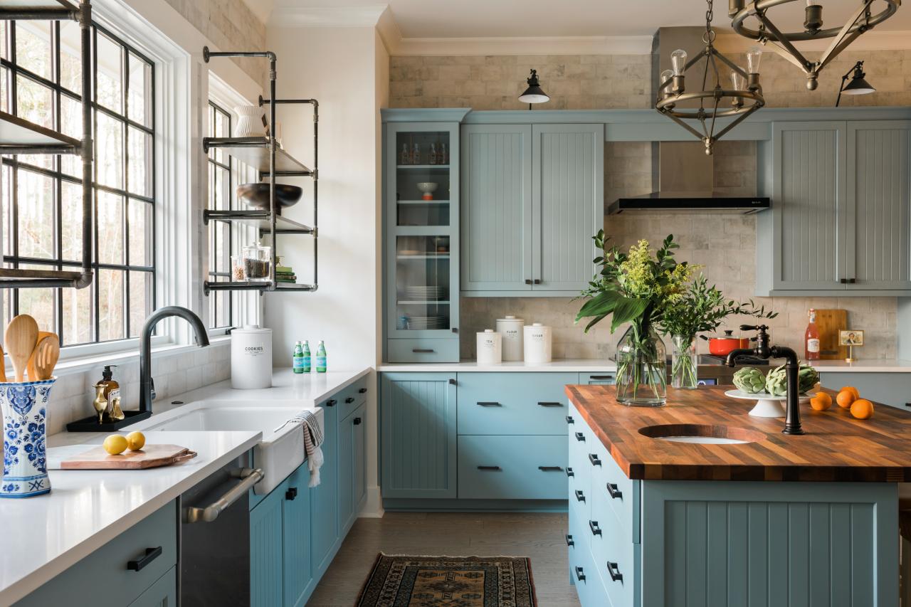 65 Blue Kitchen Cabinet Ideas for Your Decorating Inspiration - InteriorZine