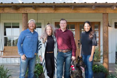 Fixer Upper: A Country Farmhouse and an American Dream, Fixer Upper:  Welcome Home With Chip and Joanna Gaines