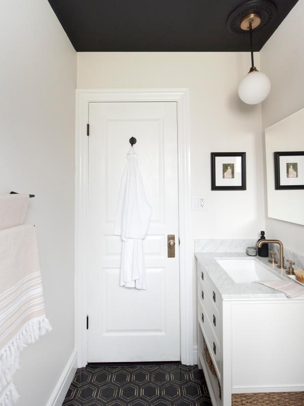 30+ Small Bathroom Design Ideas | HGTV