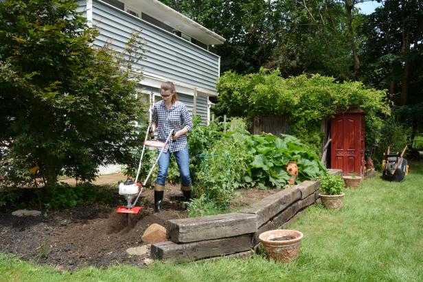 How to Kill Weeds Without Hurting Your Garden | HGTV