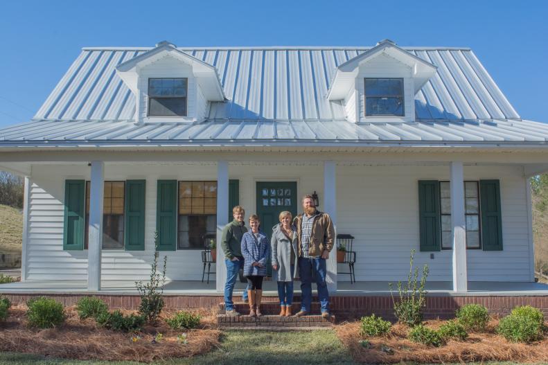 With two kids in tow, Adam and Lily Trest are in desperate need of more space. At their last house, Adam and Lily’s bedroom was located right across the hall from their daughter’s room. Fed up with sharing one bathroom and with an all-in budget of $200,000, the Trests are looking for a stylish, cool and artistic house with a big yard and a studio for Adam’s work.