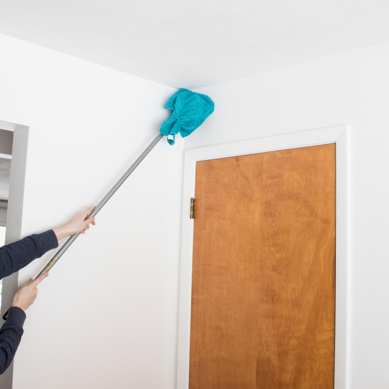How To Clean Walls And Wallpaper Hgtv